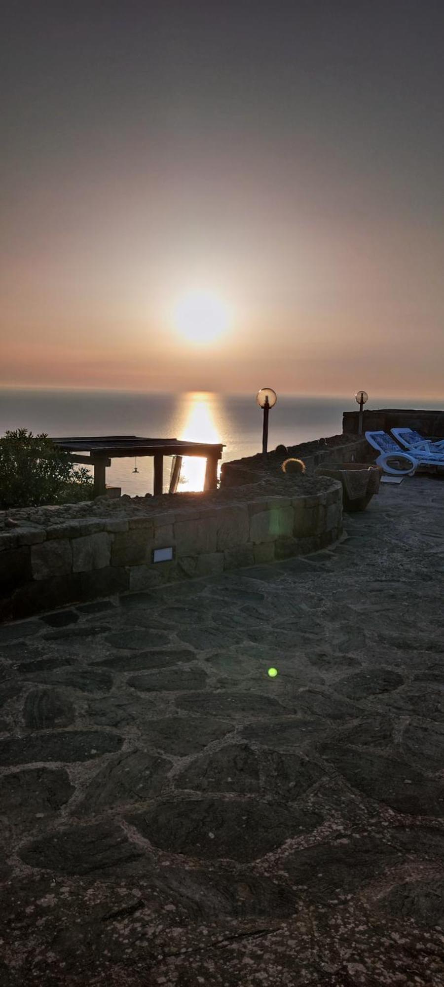 Dammusi Il Carrubo Hotel Kamma Bagian luar foto