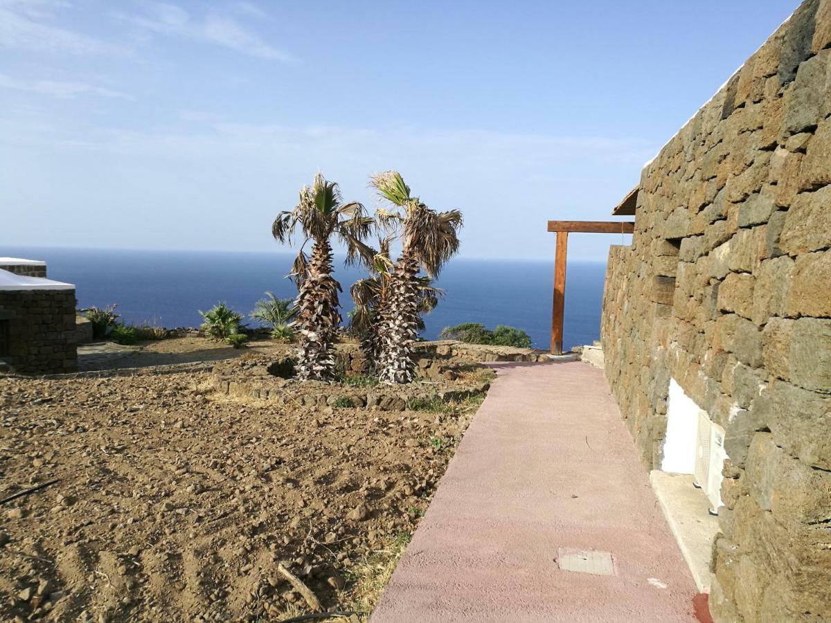 Dammusi Il Carrubo Hotel Kamma Bagian luar foto