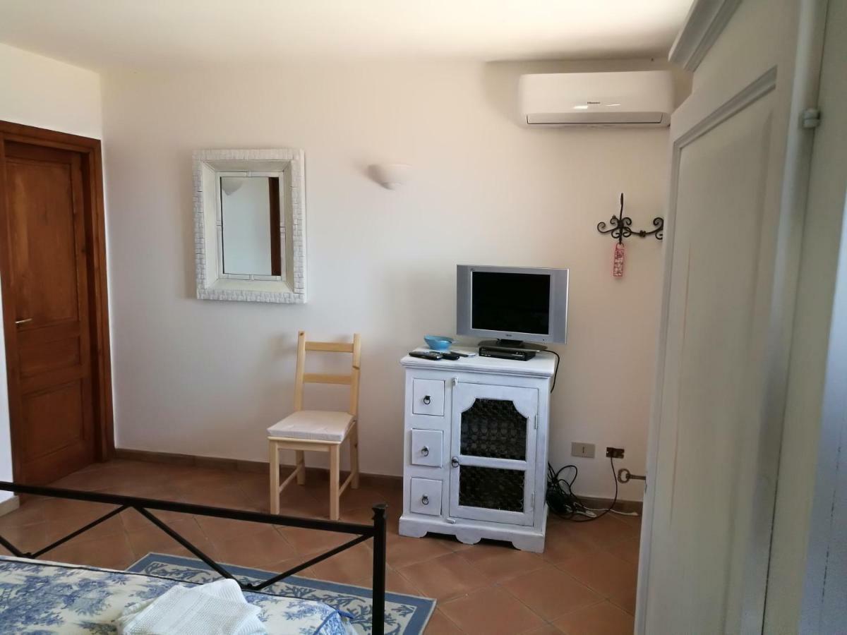Dammusi Il Carrubo Hotel Kamma Bagian luar foto